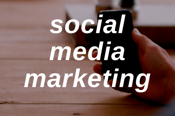 Social Media Marketing iPhone Blog Graphic-min